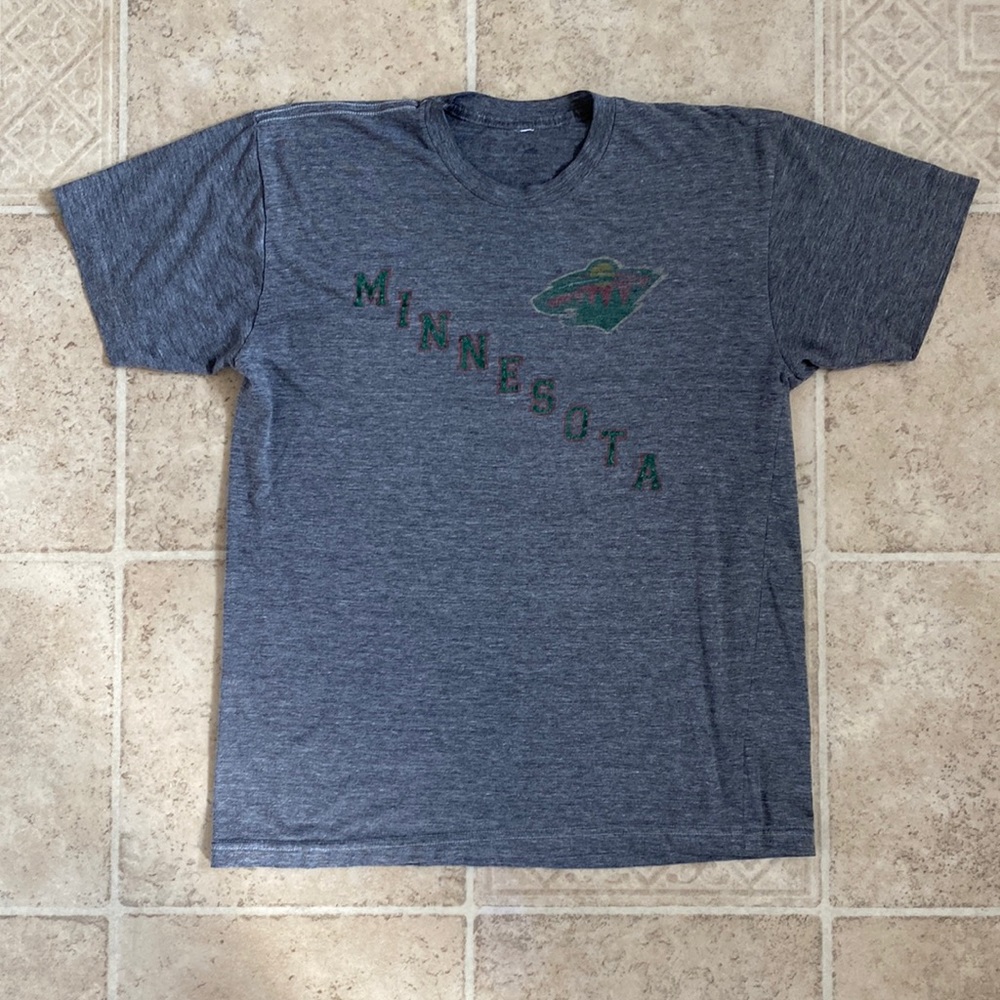 🌈 2/$15 Minnesota Wild Graphic Tee